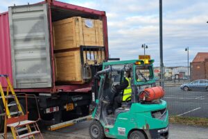 Loading of Ceramic Filters destined for the Abu Qir Fertilizer plant in Alexandria, Egypt.